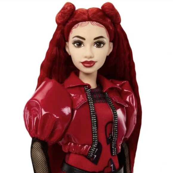 Disney Descendants: The Rise Of Red Fashion Doll Red Daughter Of Queen Of Hearts - Picture 3 of 3